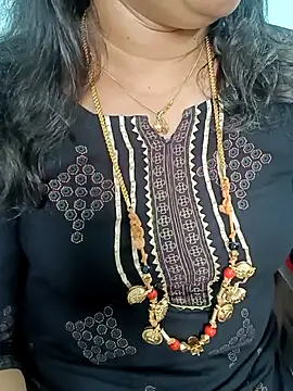 Snapshot of gaurika18 chatting on February 26, 2025, 6:04 am gaurika18 online show from February 26, 2025, 6:04 am