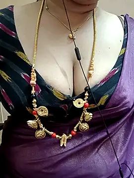 Snapshot of gaurika18 chatting on March 2, 2025, 12:54 pm gaurika18 online show from March 2, 2025, 12:54 pm