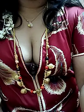 Snapshot of gaurika18 chatting on March 5, 2025, 12:05 am gaurika18 online show from March 5, 2025, 12:05 am