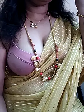 Snapshot of gaurika18 chatting on March 14, 2025, 5:59 am gaurika18 online show from March 14, 2025, 5:59 am