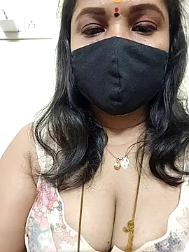 Snapshot of gaurika18 chatting on September 9, 2025, 7:08 am gaurika18 online show from September 9, 2025, 7:08 am