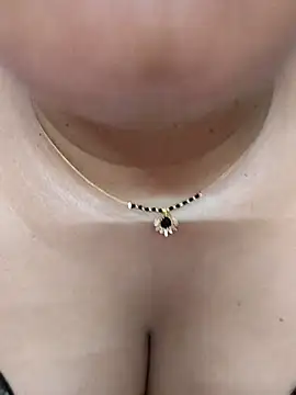 Snapshot of gaurika18 chatting on September 9, 2025, 8:41 pm gaurika18 online show from September 9, 2025, 8:41 pm