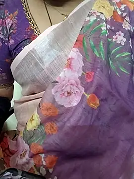 Snapshot of gaurika18 chatting on November 2, 2025, 5:10 am gaurika18 online show from November 2, 2025, 5:10 am