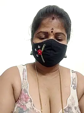 Snapshot of gaurika18 chatting on April 29, 2026, 8:04 pm gaurika18 online show from April 29, 2026, 8:04 pm