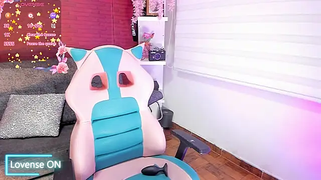 Snapshot of samantha_simur chatting on December 14, 2024, 2:01 am samantha simur online show from December 14, 2024, 2:01 am