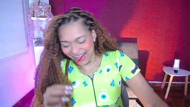 Snapshot of samantha_simur chatting on February 14, 2025, 5:41 am samantha simur online show from February 14, 2025, 5:41 am