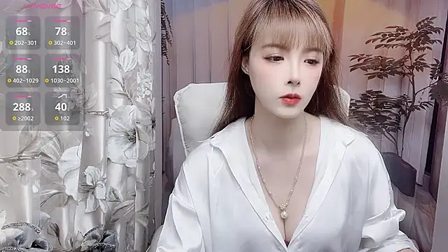 NINIbaby-99 online show from May 17, 2026, 3:52 pm