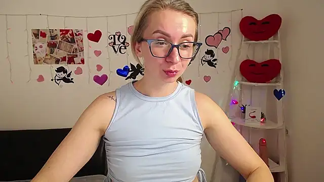 VasilisaSii online show from February 14, 2025, 1:08 pm