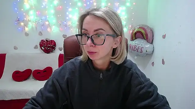 VasilisaSii online show from October 1, 2025, 5:24 am