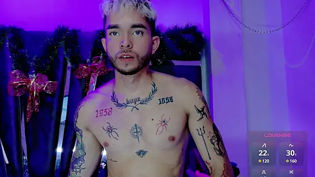 AliceandMax online show from January 6, 2025, 5:06 pm