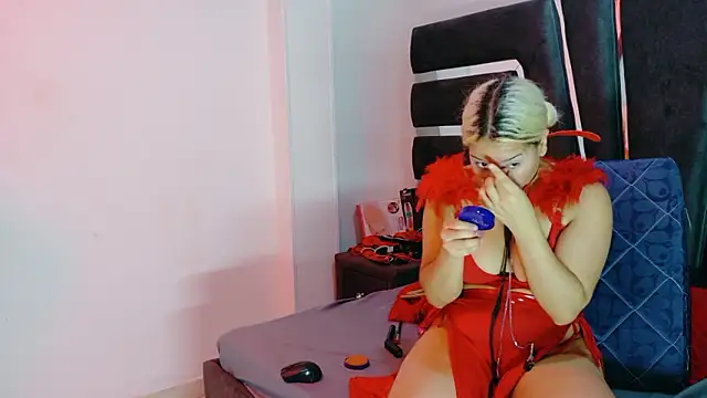 AliceandMax online show from February 20, 2026, 1:22 pm