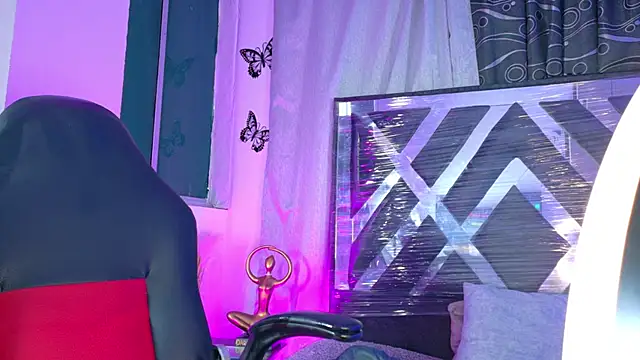 meggan 77 online show from March 1, 2026, 11:23 am