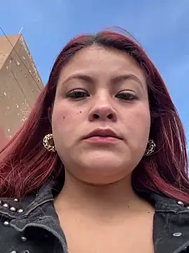 lia moon77 online show from December 19, 2024, 7:29 pm