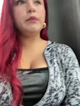 lia moon77 online show from February 13, 2025, 8:24 pm