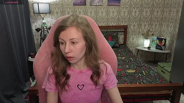 Lill Mary online show from February 2, 2026, 2:32 am