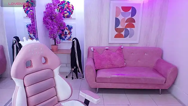 Gabby evanns online show from April 14, 2026, 12:11 pm