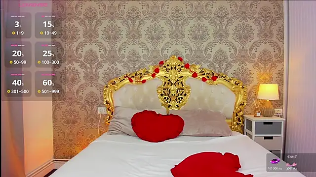 JulieBigAssx online show from April 26, 2026, 7:50 am