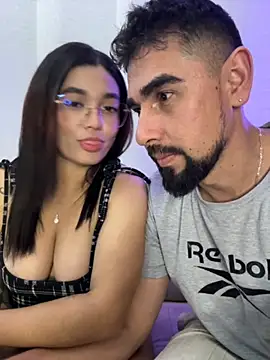 Snapshot of camianddanna chatting on October 31, 2025, 12:55 am camianddanna online show from October 31, 2025, 12:55 am