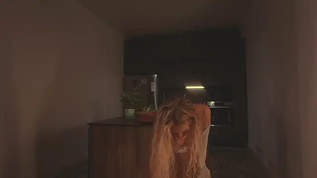 HeyBananas online show from January 16, 2025, 10:44 pm