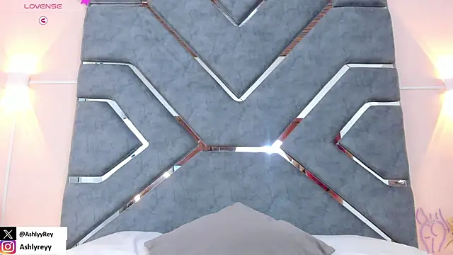 Snapshot of ashlyrey-1 chatting on December 26, 2024, 11:13 pm ashlyrey-1 online show from December 26, 2024, 11:13 pm