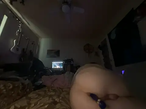 Johndoe2292 online show from October 31, 2025, 10:33 pm