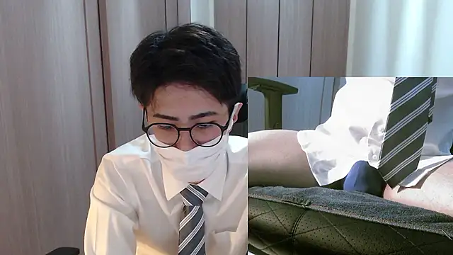 Snapshot of ryota_kkk chatting on May 20, 2026, 11:38 am ryota kkk online show from May 20, 2026, 11:38 am