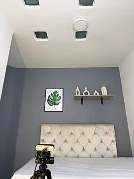 Soe Lara online show from November 26, 2025, 11:22 am