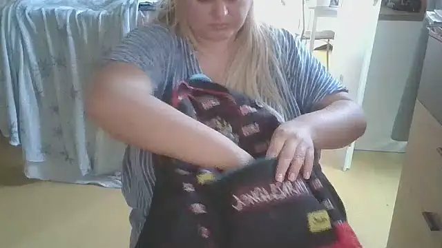 Meliss Official9 online show from March 2, 2025, 3:59 pm