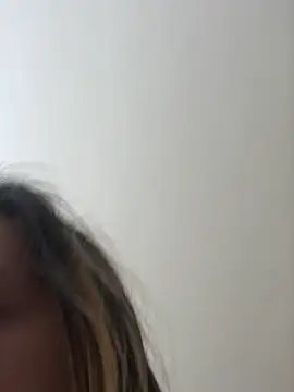 Snapshot of Meliss_Official9 chatting on April 7, 2026, 9:32 am Meliss Official9 online show from April 7, 2026, 9:32 am