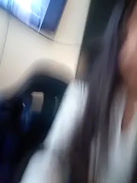 Catalehia Milk online show from March 23, 2026, 7:07 pm