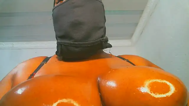 Snapshot of XPanther_24 chatting on March 7, 2025, 12:15 am XPanther 24 online show from March 7, 2025, 12:15 am