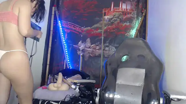 Snapshot of dark_doll5 chatting on December 8, 2024, 5:01 pm dark doll5 online show from December 8, 2024, 5:01 pm