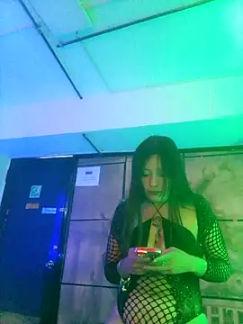 bbferlinaa online show from February 17, 2026, 3:51 pm