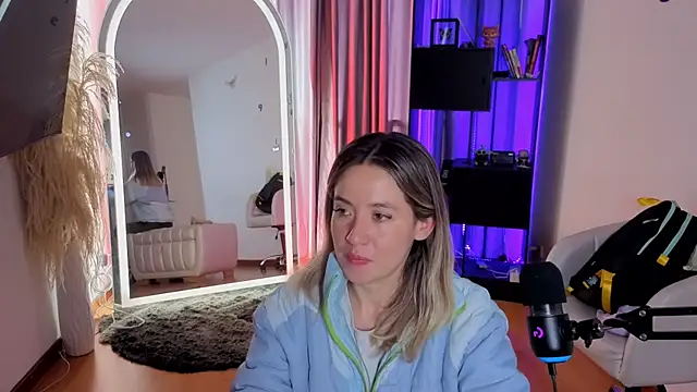 sexfire lalita online show from May 15, 2026, 5:53 pm