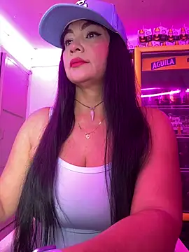 Hot beauty   online show from March 18, 2026, 2:37 am