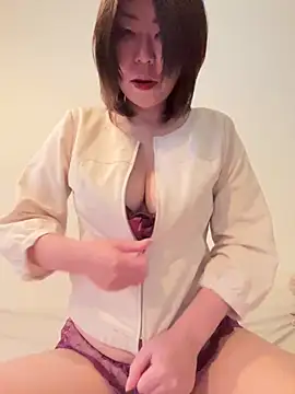 Yukimi- online show from December 20, 2024, 9:50 pm