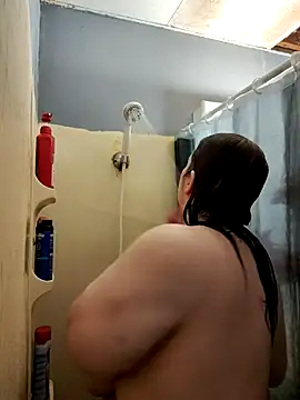 Snapshot of 023Longandjuicy chatting on November 12, 2025, 11:47 pm 023Longandjuicy online show from November 12, 2025, 11:47 pm