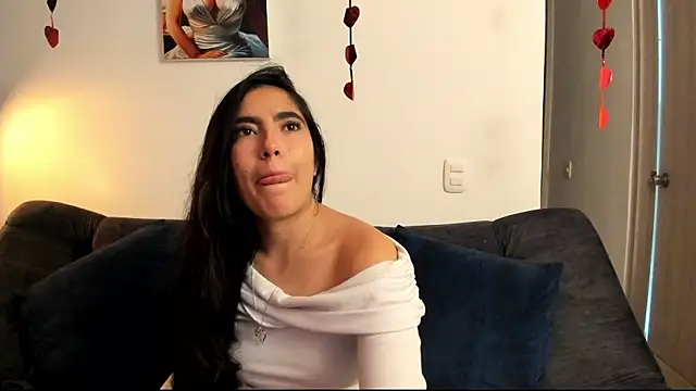Snapshot of Serenity_Day chatting on May 20, 2026, 1:56 am Serenity Day online show from May 20, 2026, 1:56 am