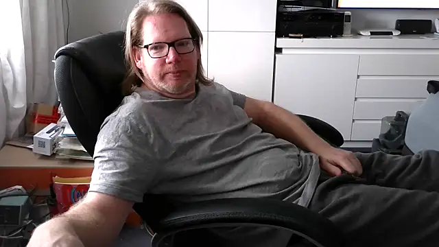 VSteph online show from February 15, 2026, 12:47 pm