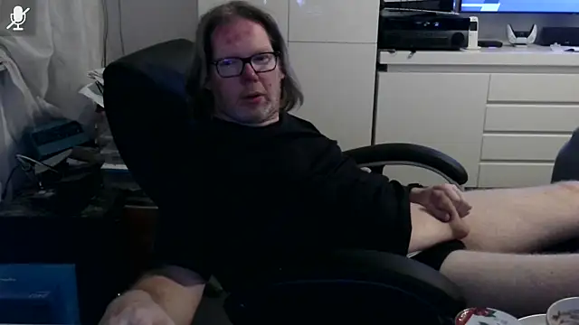 Snapshot of VSteph chatting on May 16, 2026, 11:57 pm VSteph online show from May 16, 2026, 11:57 pm