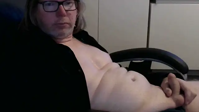 Snapshot of VSteph chatting on June 6, 2026, 10:03 pm VSteph online show from June 6, 2026, 10:03 pm