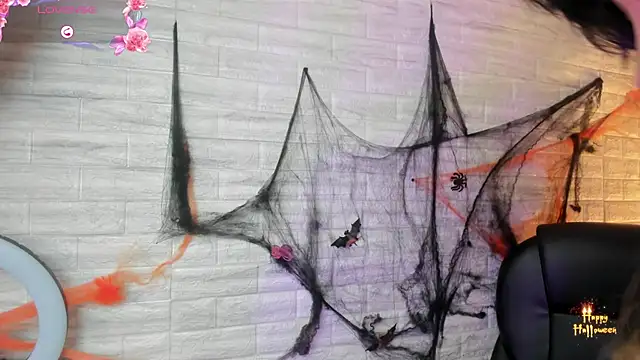 alice  tylor online show from October 29, 2025, 9:33 am