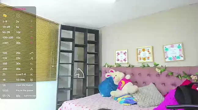 Lia Keen online show from January 10, 2025, 8:04 pm