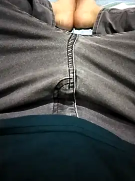 Snapshot of keynokall chatting on October 5, 2025, 7:23 pm keynokall online show from October 5, 2025, 7:23 pm