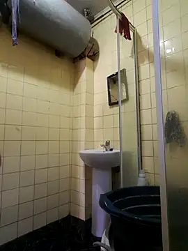 Polygamist online show from October 22, 2025, 5:30 am