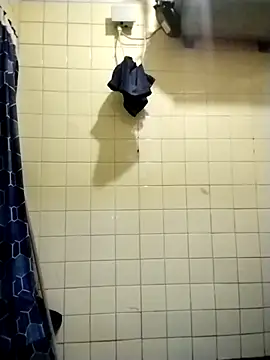 Polygamist online show from February 5, 2026, 4:50 am