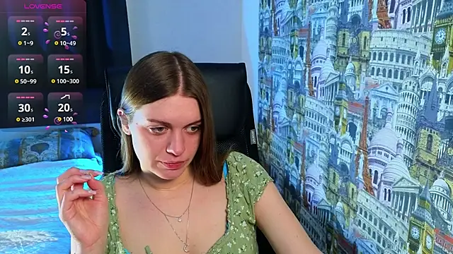 Lovella Lips online show from February 23, 2025, 11:44 am