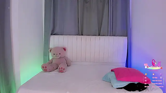 gatitavenecis online show from March 11, 2026, 11:11 pm