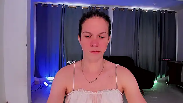 gatitavenecis online show from March 25, 2026, 8:15 pm