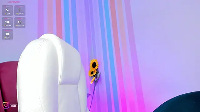 Marilyn rouse  online show from December 15, 2024, 10:58 pm